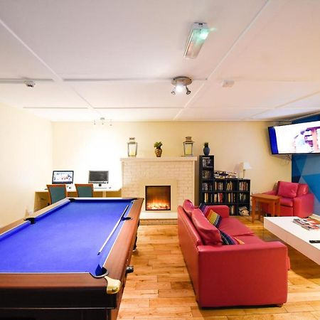 Snoozles Quay Street Tourist Hostel Голуэй Экстерьер фото