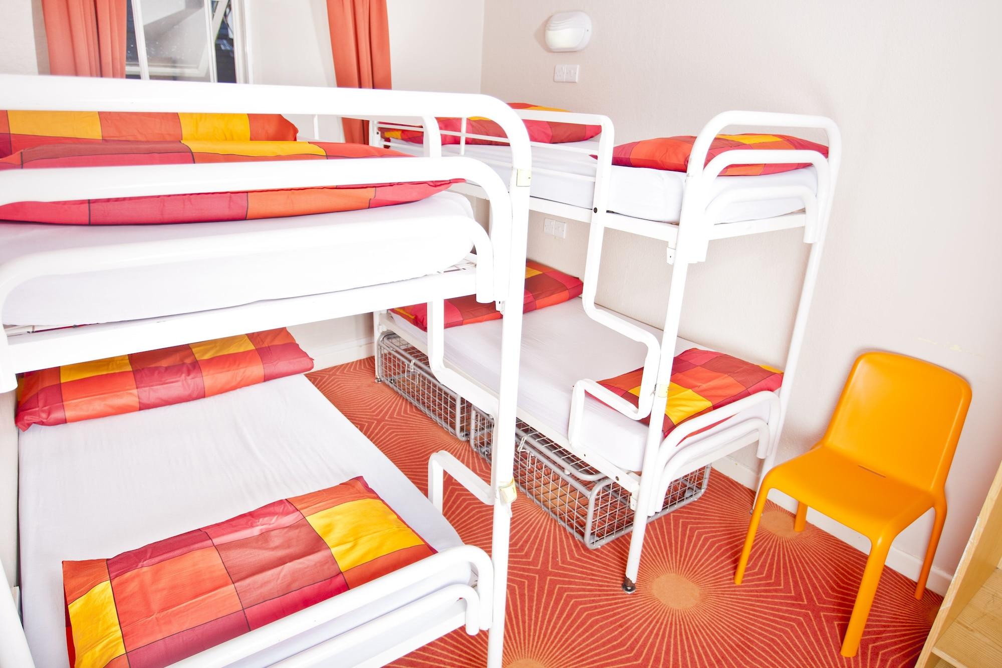 Snoozles Quay Street Tourist Hostel Голуэй Экстерьер фото