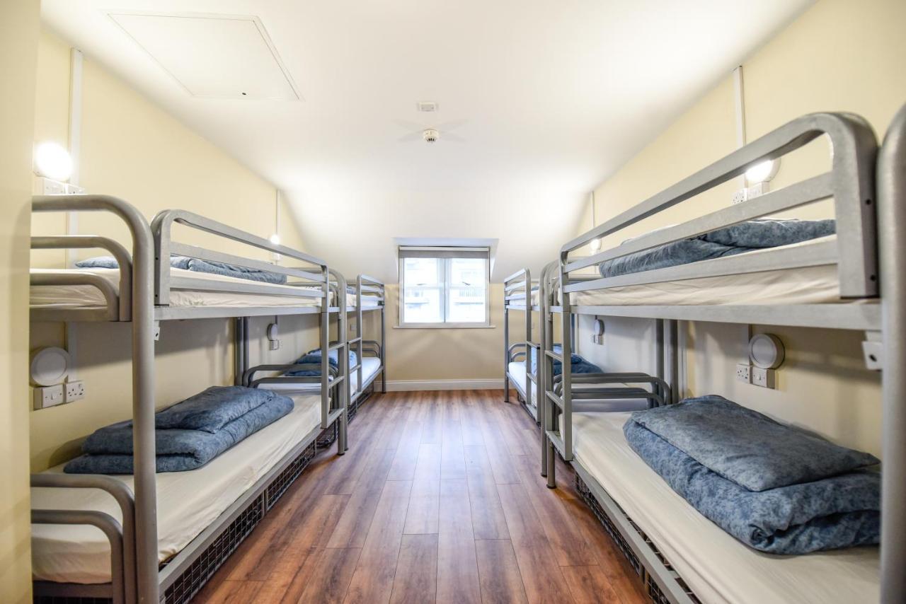 Snoozles Quay Street Tourist Hostel Голуэй Экстерьер фото